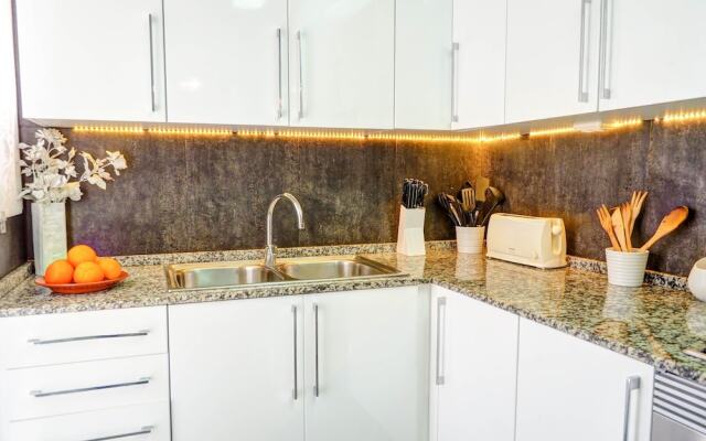 Luxury Apartment in Vinyet by Hello Apartments Sitges