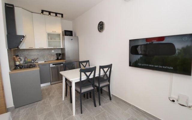 Apartment UGA - perfect location: A2 - Vito  Mandre, Island Pag