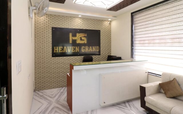 OYO 22356 Heaven Grand