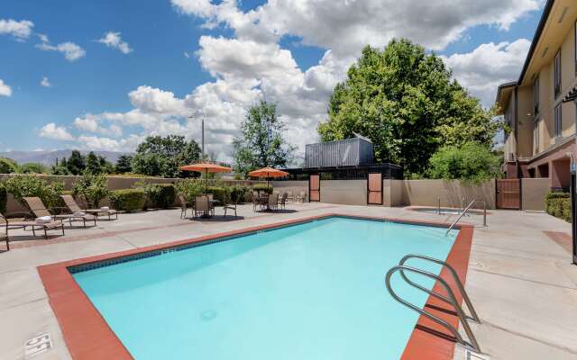 Best Western Plus Country Park Hotel