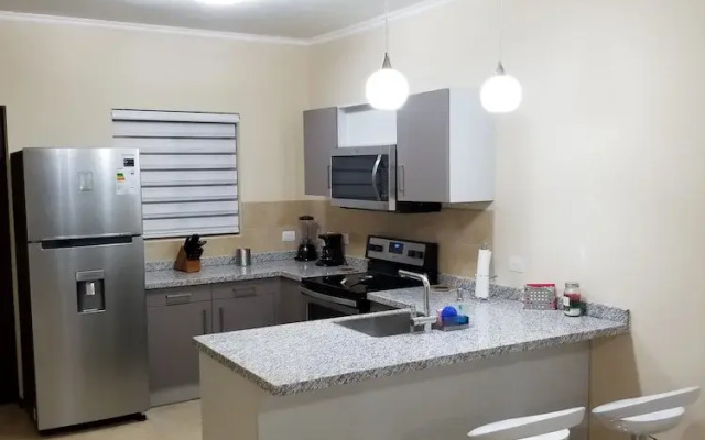 Gold Coast - Beautiful 2 Bedroom Town House