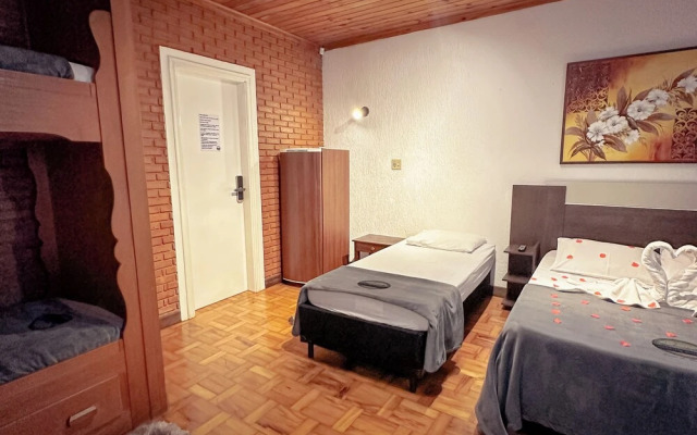 VELINN Casa de Campos Capivari House