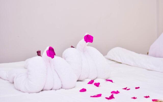 Uhuru House and Restaurant