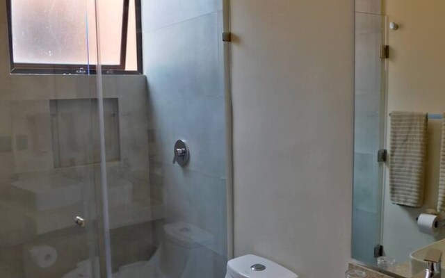 Roomy Apt With Private Terrace - Amazing Amenities