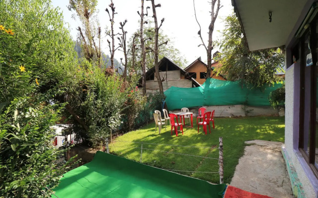 Oyo 18770 Hotel Indian Palace