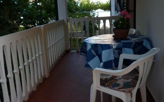 Tonia - Great Location & Afordable - SA2