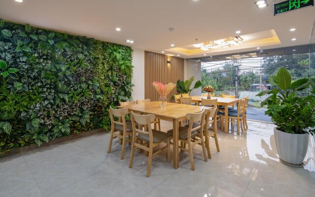 Suri Apartment & Hotel Danang