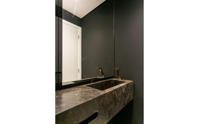 Apto duplex lindo e moderno com jacuzzi JRR410