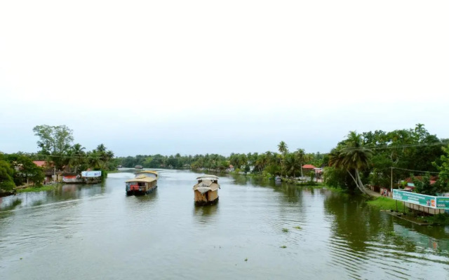 Triveny River Palace