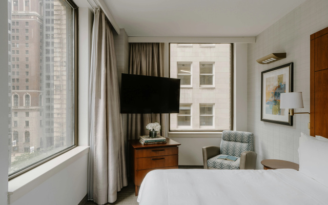 Central Loop Hotel