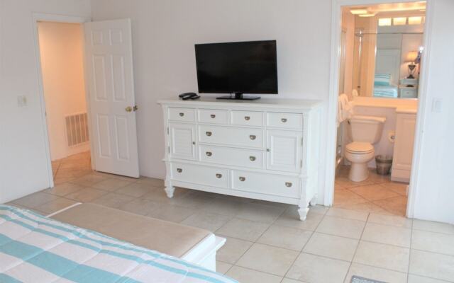 Jamaica Royale T64 - 2 Br Condo