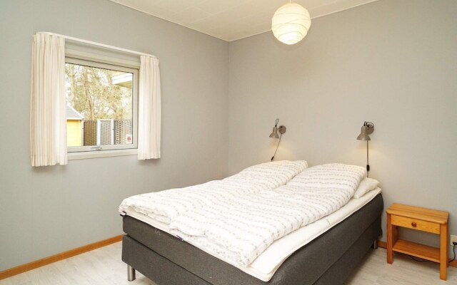 6 Person Holiday Home in Rodby