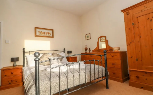 7 Bank Cottages, High Peak