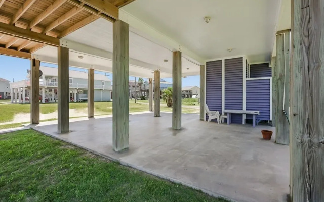 Miss Molly's by RedAwning