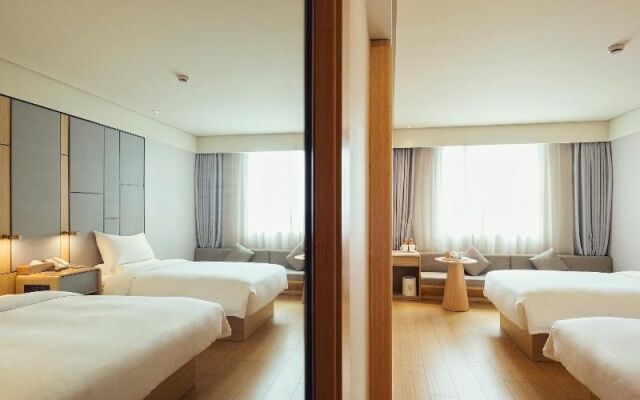 Ji Hotel Shanghai Jinshajiang Road