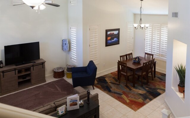 3BR Gated Ocotillo Home, Pool, Golf Course Views