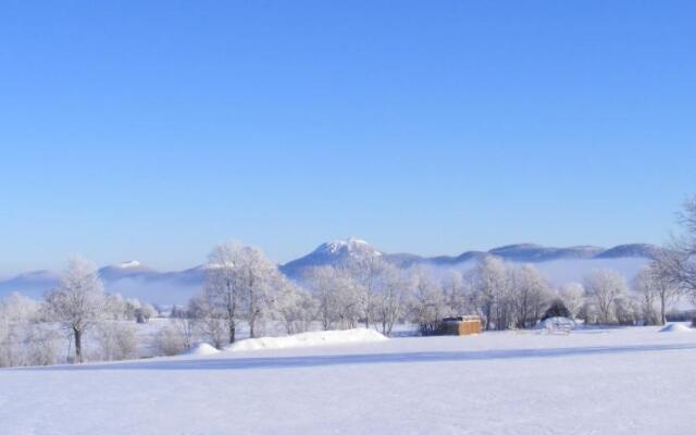 LOGIS LAS CROZAS La Poupe