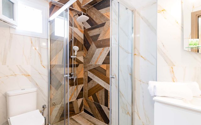Kiosse Maison 1 by TravelPro Services - Nea F...
