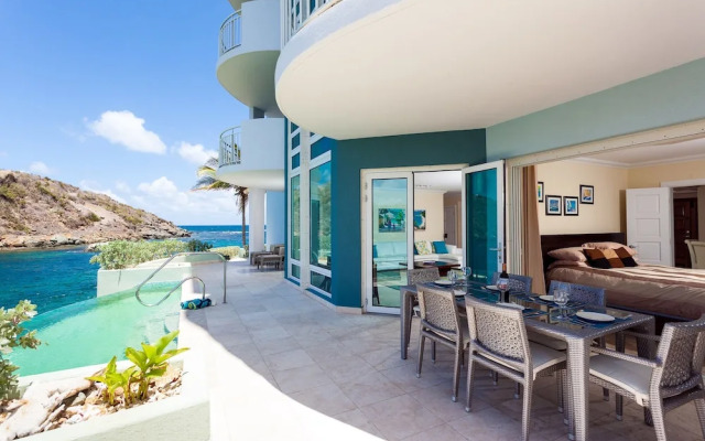 Oyster Bay Beach Resort