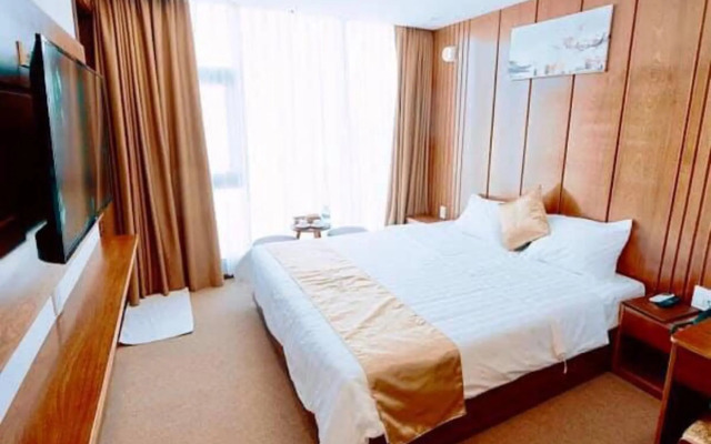 Mira Hotel