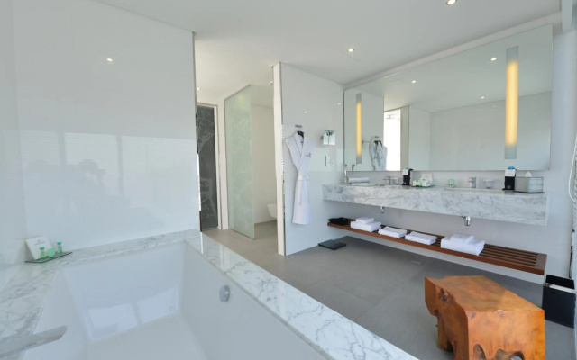 Ramee Grand Hotel & Spa