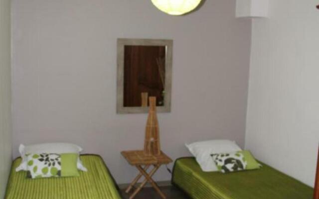 Gîte Thoury, 3 pièces, 4 personnes - FR-1-491-49