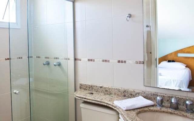 FL003 3 Bedroom Apartment By Senstay