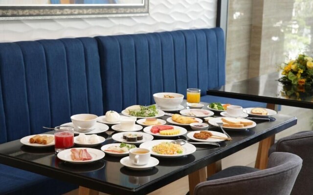 Sun River Hotel & Apartment