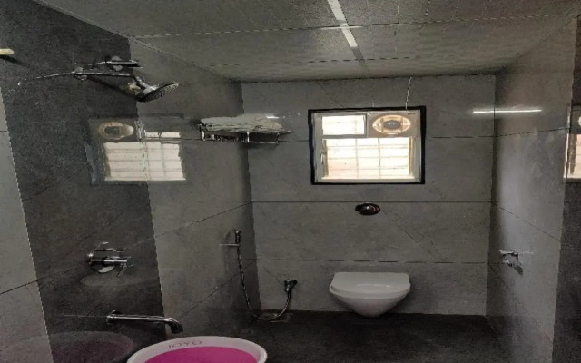 Collection O 703775 Hotel Janjir Residency