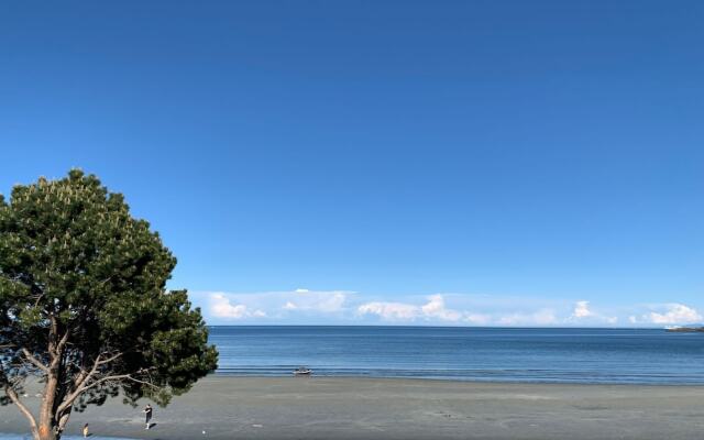 Metchosin Beach House