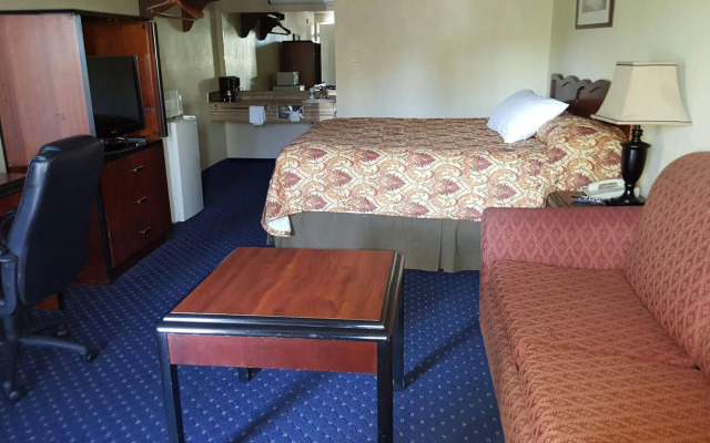 Smokey Point Motor Inn