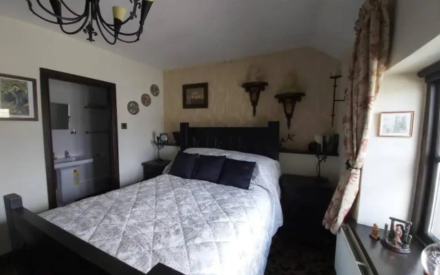 2-bed Apartment Near Buxton Outstanding Location