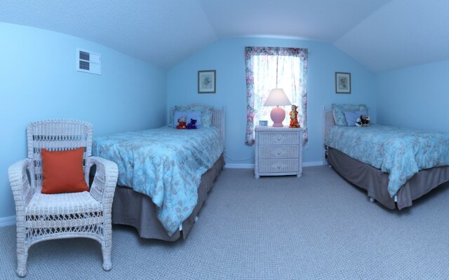 Southern Dunes by AmSun Vacation Homes