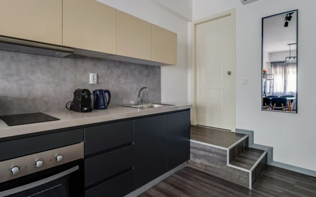 Sanders Center - Lovely Studio Apartment