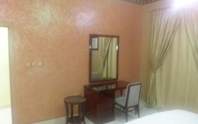 Al Qalaah Al Raqiyah Hotel Apartments