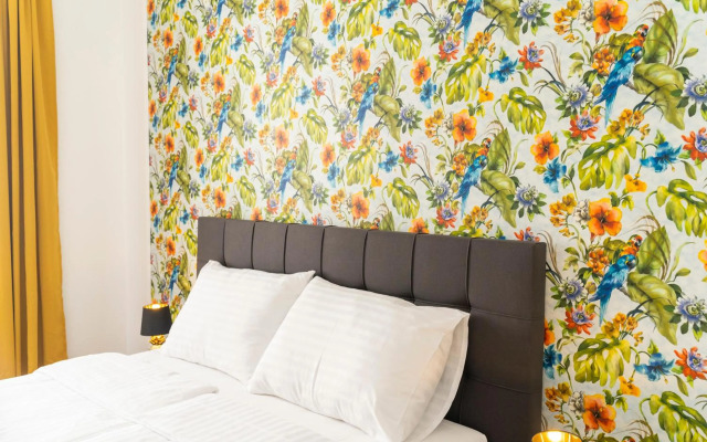 Generous Apartment next to the Mariahilferstraße