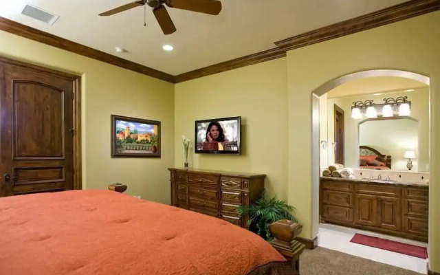 Bella Estate By Signature Vacation Rentals