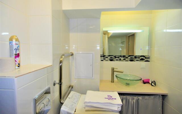 BestFlat24 on 10k5 Gostinichnaya Street