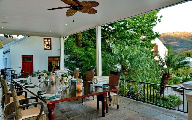 Val du Charron Wine and Leisure Estate Guesthouse