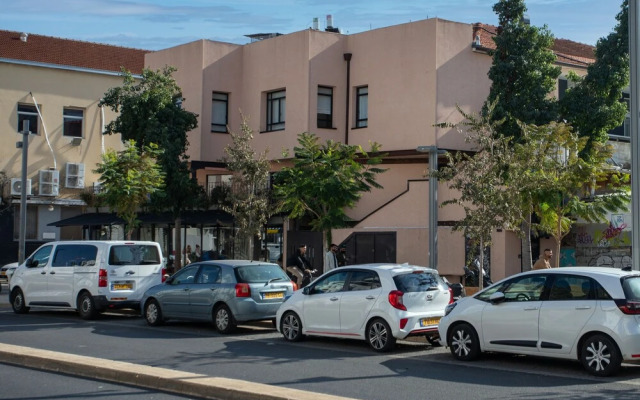 De Picciotto Suites