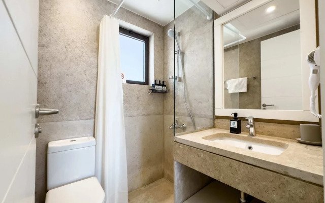 Xuru Stays I Posh & Eclectic 4 BDR Villa @ Fanadir Bay