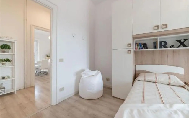 San Pietro Roomy Flat