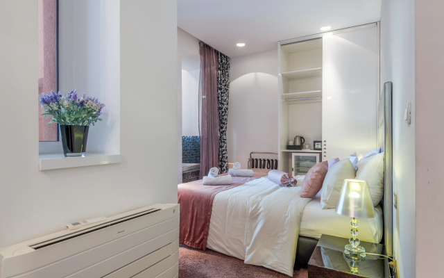 Starlight Luxury Rooms