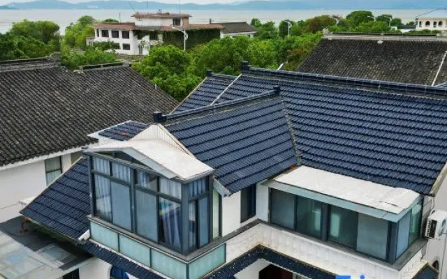 Luxiang Ancient Village Farmhouse