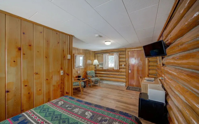 Sportsmans Lodge