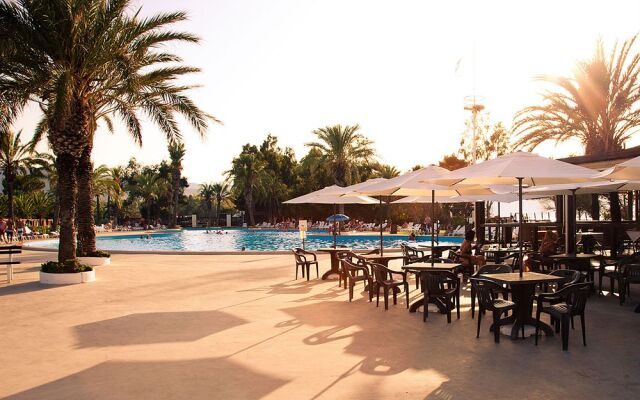 Tindari Resort & Marina Beach