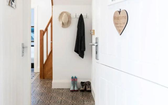 Lighthouse With Sea-views in Cumbria, No Deposit