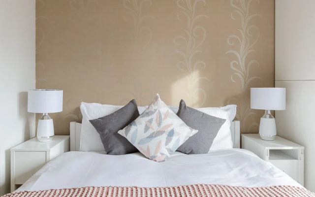 Serenity Apartment Whitechapel