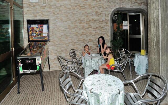 Hotel Lidia