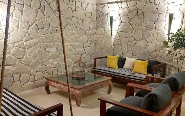 Ella Nine Peaks (Araliya Villa & The Club House)